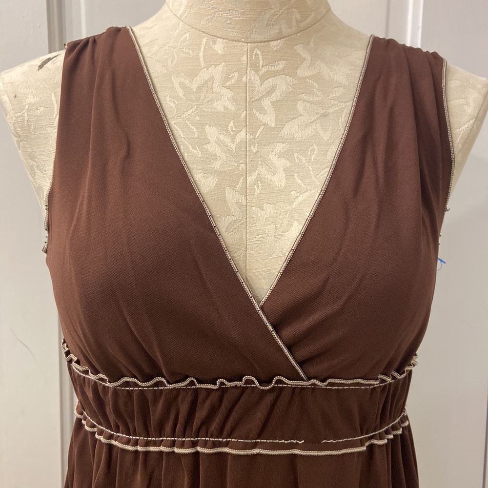 BROWN DRESS - Picture 2 of 4